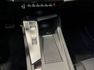 lqty_140426076_16_hd.jpg