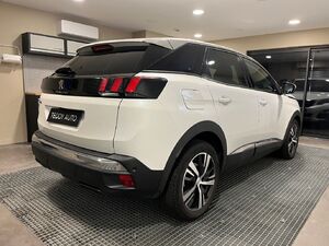 lqty_141306076_04_hd.jpg