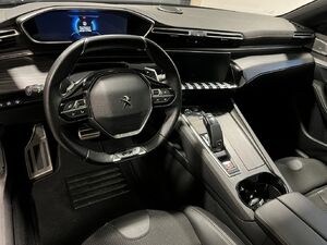 lqty_141936076_05_hd.jpg