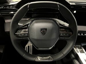 lqty_147126076_29_hd.jpg