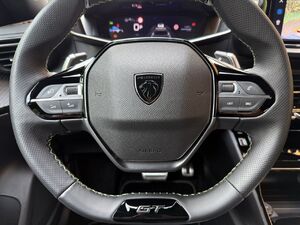 lqty_147896076_30_hd.jpg