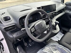 lqty_149026076_07_hd.jpg