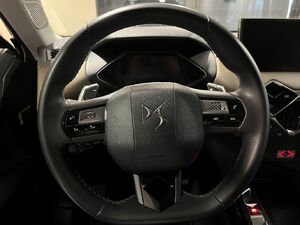 lqty_149776076_27_hd.jpg