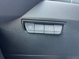 lqty_150426076_14_hd.jpg