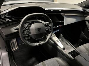 lqty_154196076_05_hd.jpg