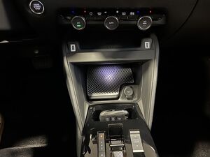 lqty_154396076_23_hd.jpg