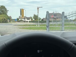 lqty_155806076_14_hd.jpg