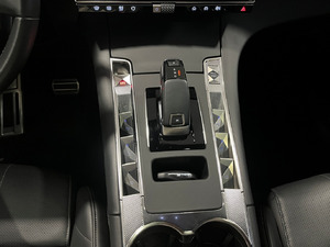 lqty_168856076_15_hd.jpg