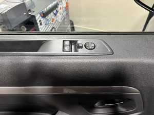 lqty_171946076_29_hd.jpg