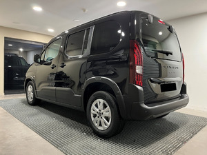 lqty_172186076_03_hd.jpg